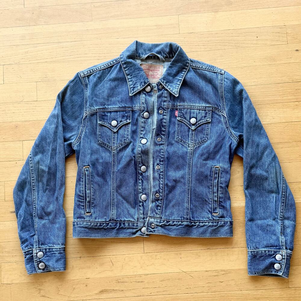 Levis Blue Denim Jean Jacket "Weekend" Jacket Medium Mis